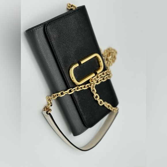 Marc Jacobs Snapshot Wallet On Chain - Picture 9 of 10